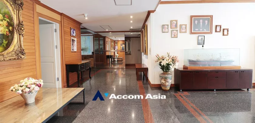 4  3 br Condominium For Sale in Ploenchit ,Bangkok BTS Chitlom at Chidlom Place AA20846
