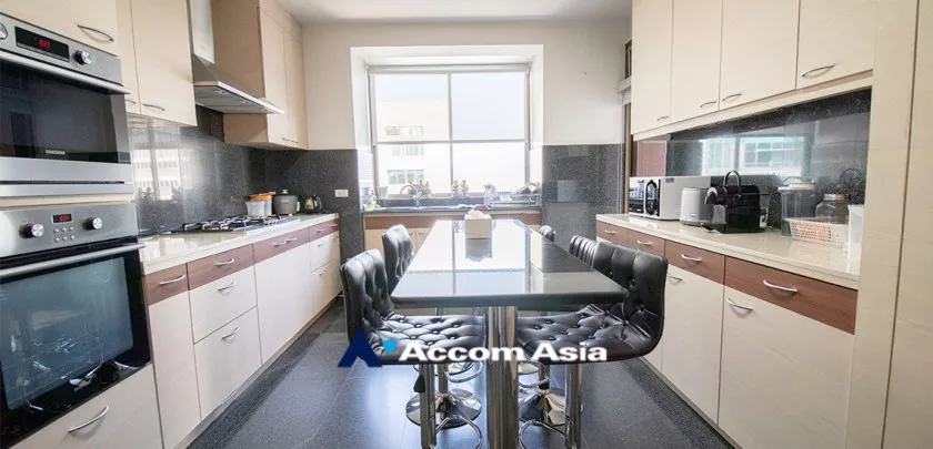 5  3 br Condominium For Sale in Ploenchit ,Bangkok BTS Chitlom at Chidlom Place AA20846