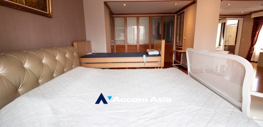 17  3 br Condominium For Sale in Ploenchit ,Bangkok BTS Chitlom at Chidlom Place AA20846