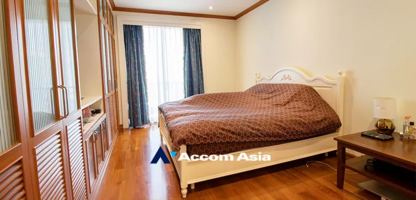 23  3 br Condominium For Sale in Ploenchit ,Bangkok BTS Chitlom at Chidlom Place AA20846