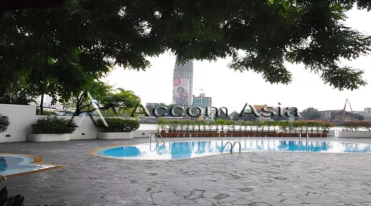unit 3 Bedrooms  Condominium For Sale in Charoen Nakhon, Bangkok  near BTS Krung Thon Buri (AA20855)