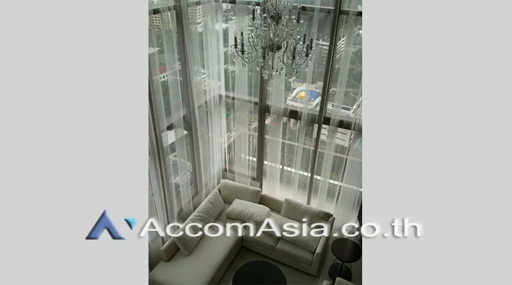 Duplex Condo |  2 Bedrooms  Condominium For Rent in Sukhumvit, Bangkok  near BTS Phrom Phong (AA20857)