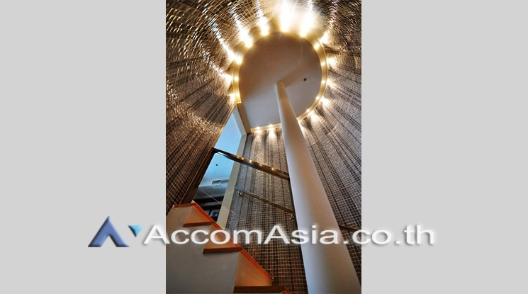 unitDuplex Condo |  2 Bedrooms  Condominium For Rent in Sukhumvit, Bangkok  near BTS Phrom Phong (AA20857)