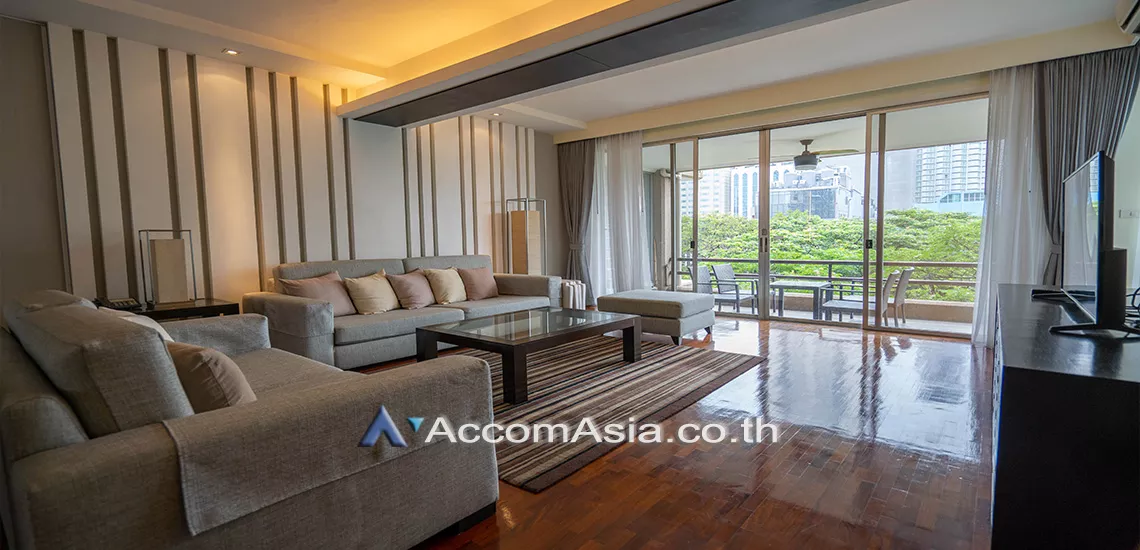 Big Balcony |  3 Bedrooms  Apartment For Rent in Sukhumvit, Bangkok  near BTS Nana (10309)