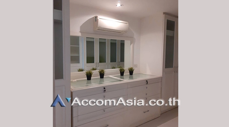 23  3 br Condominium For Rent in Sukhumvit ,Bangkok MRT Phetchaburi at Kiarti Thanee City Mansion AA20872