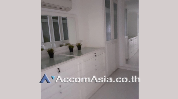 19  3 br Condominium For Rent in Sukhumvit ,Bangkok MRT Phetchaburi at Kiarti Thanee City Mansion AA20872