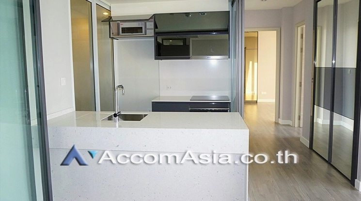  1  2 br Condominium For Sale in Silom ,Bangkok BTS Surasak at The Room Sathorn Pan Road AA20893