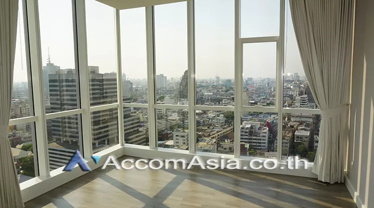  2  2 br Condominium For Sale in Silom ,Bangkok BTS Surasak at The Room Sathorn Pan Road AA20894