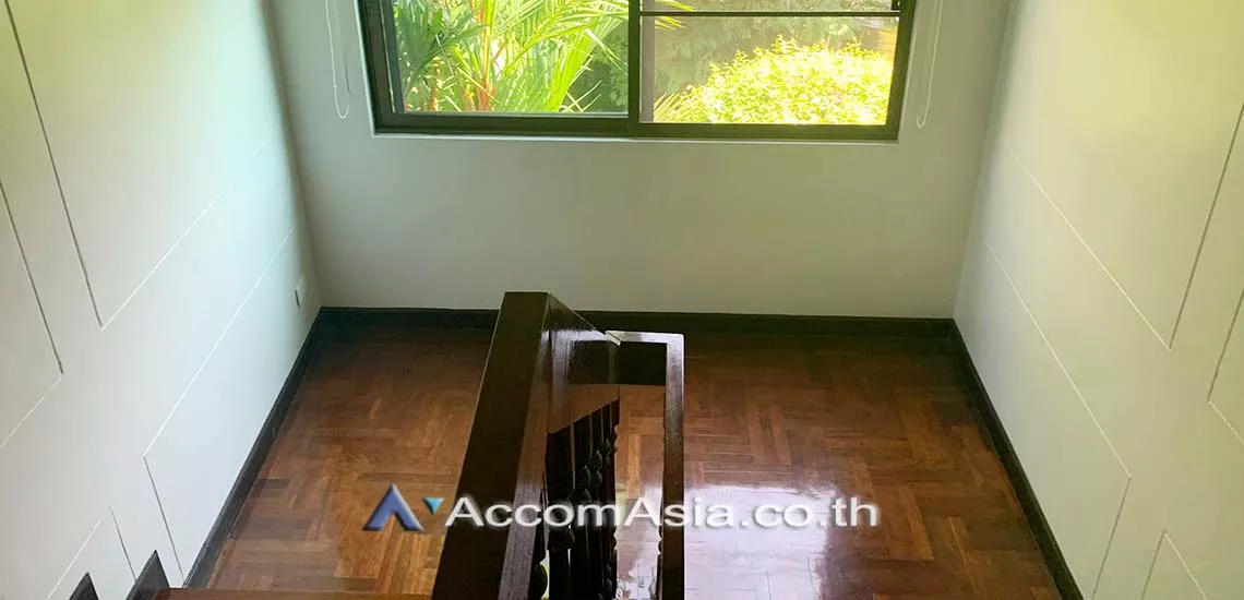 19  5 br House For Rent in Pattanakarn ,Bangkok BTS On Nut at Panya Pattanakarn Village AA20906