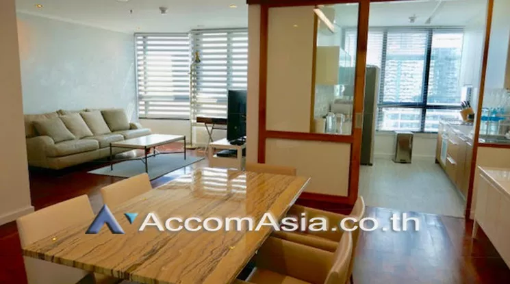 unit 2 Bedrooms  Condominium For Rent in Ploenchit, Bangkok  near BTS Chitlom (AA20913)