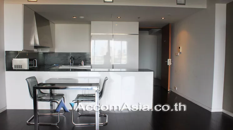 unit 2 Bedrooms  Condominium For Rent in Sathorn, Bangkok  near BTS Chong Nonsi - MRT Lumphini (AA20922)