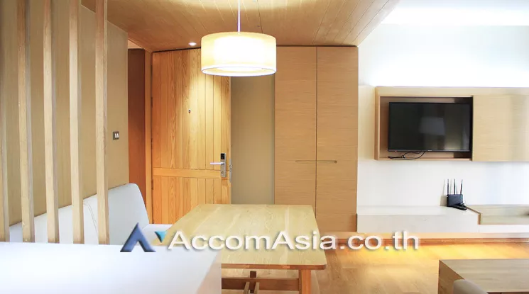 unit 2 Bedrooms  Apartment For Rent in Sukhumvit, Bangkok  near BTS Phrom Phong (AA20951)