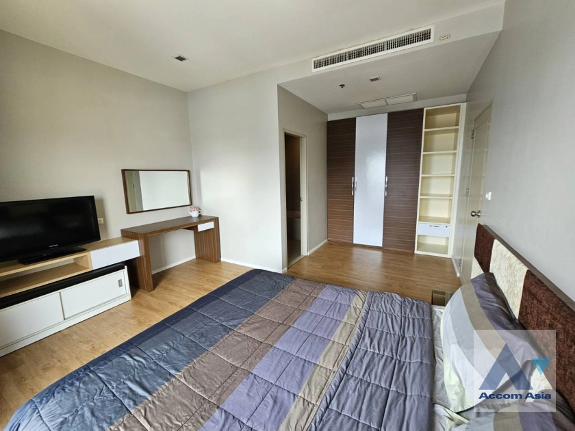 unitNoble Reveal Condominium