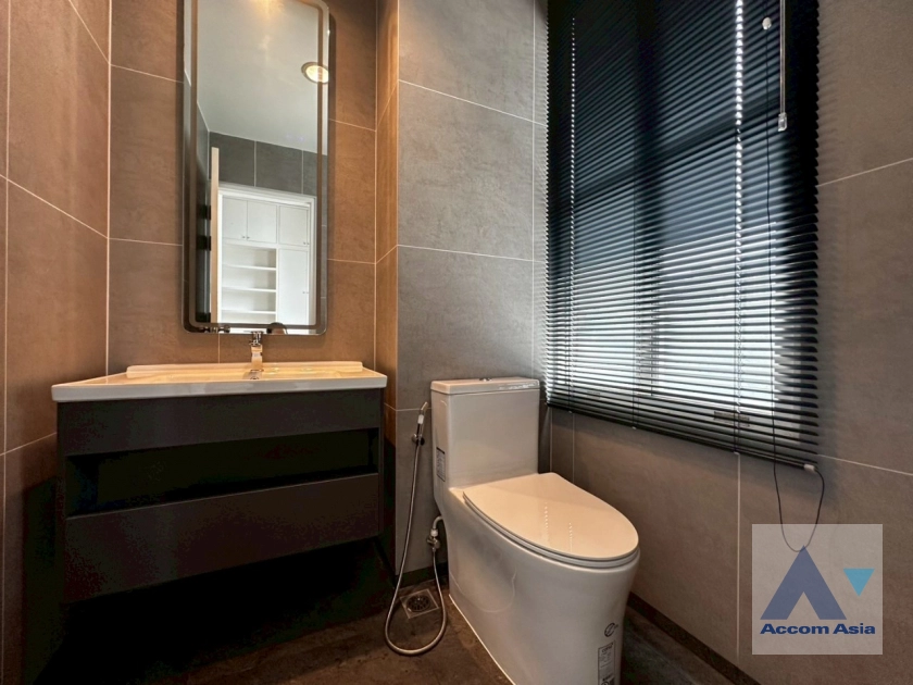 35  4 br House For Sale in Sukhumvit ,Bangkok BTS Thong Lo at Baan Klang Krung Thonglor AA20983