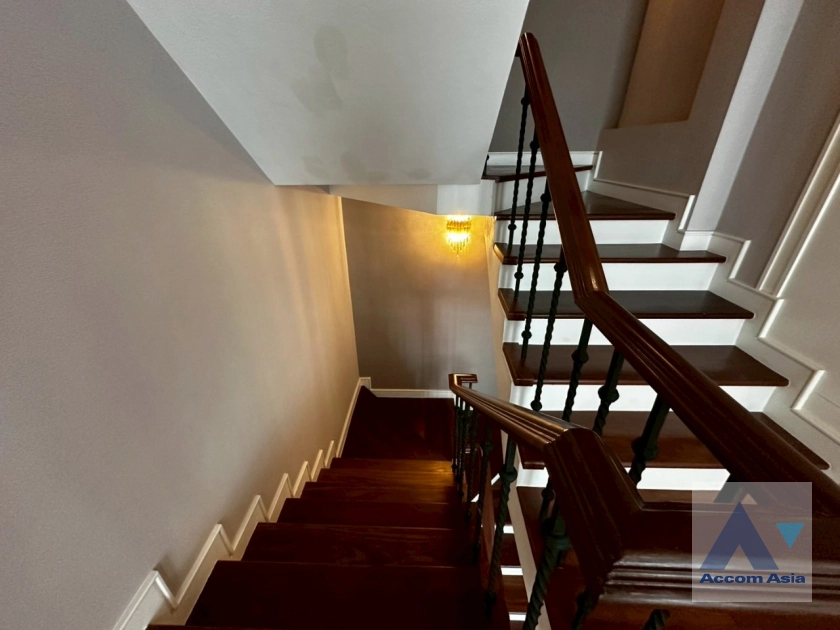 4  4 br House For Sale in Sukhumvit ,Bangkok BTS Thong Lo at Baan Klang Krung Thonglor AA20983