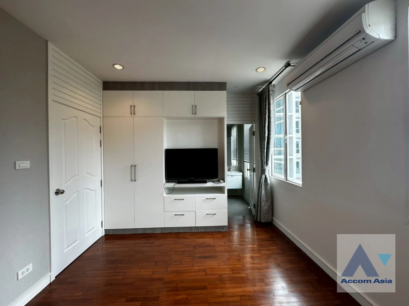 18  4 br House For Sale in Sukhumvit ,Bangkok BTS Thong Lo at Baan Klang Krung Thonglor AA20983