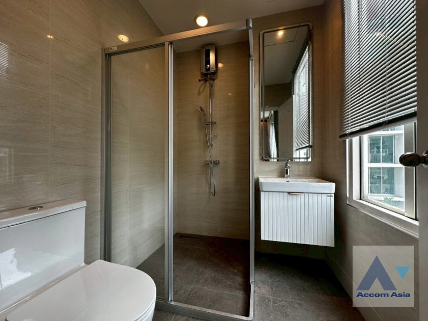 26  4 br House For Sale in Sukhumvit ,Bangkok BTS Thong Lo at Baan Klang Krung Thonglor AA20983