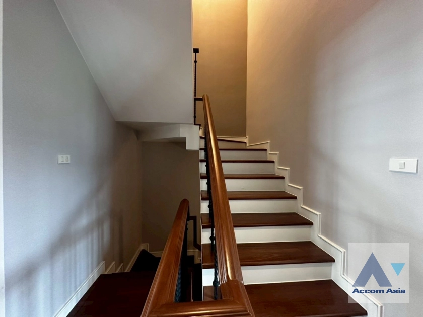 5  4 br House For Sale in Sukhumvit ,Bangkok BTS Thong Lo at Baan Klang Krung Thonglor AA20983