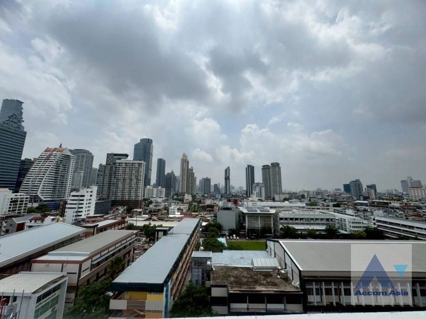 25  2 br Apartment For Rent in Sathorn ,Bangkok BTS Surasak at Low rise Apartment Building AA20989