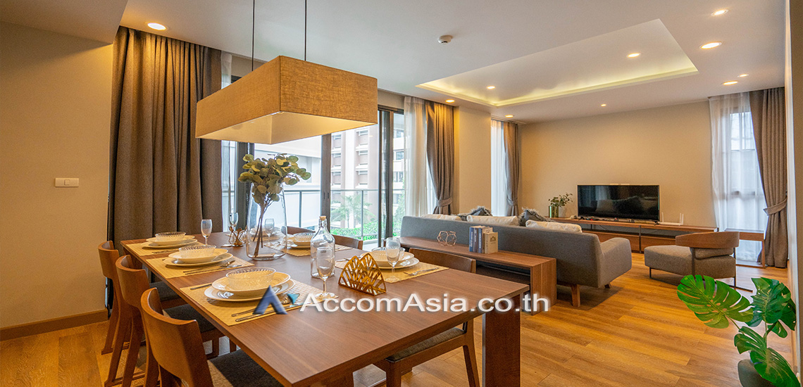 unitPet friendly |  3 Bedrooms  Apartment For Rent in Sukhumvit, Bangkok  near BTS Phrom Phong (AA21017)