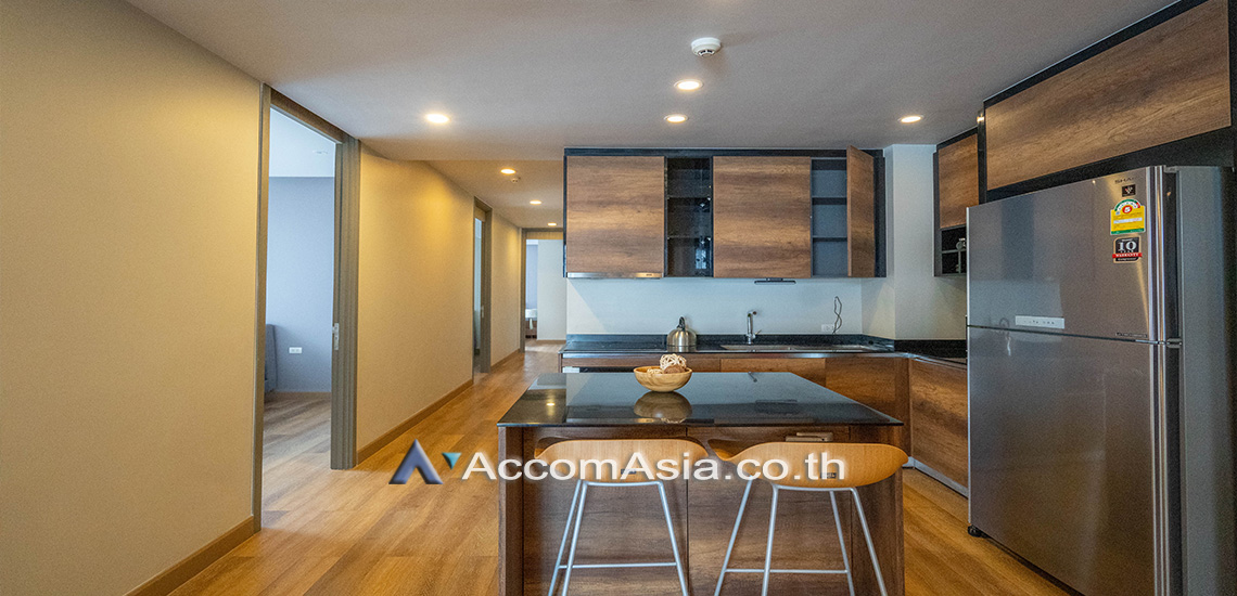 unitPet friendly |  3 Bedrooms  Apartment For Rent in Sukhumvit, Bangkok  near BTS Phrom Phong (AA21017)