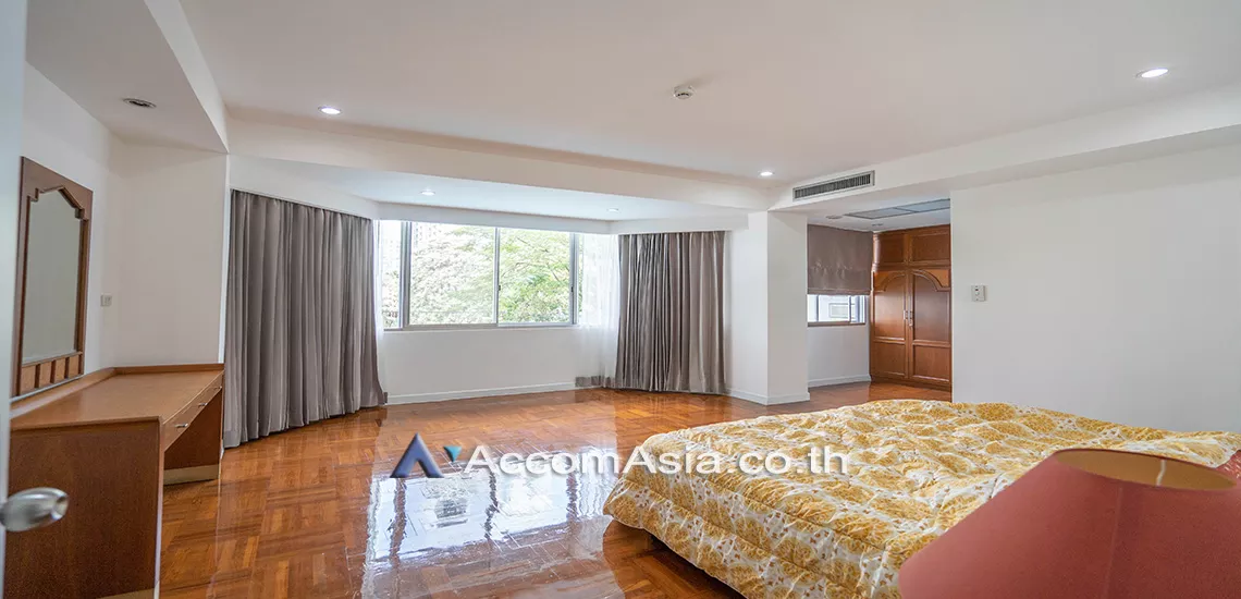16  3 br Apartment For Rent in Sukhumvit ,Bangkok BTS Nana at Easy to access BTS and MRT AA21040