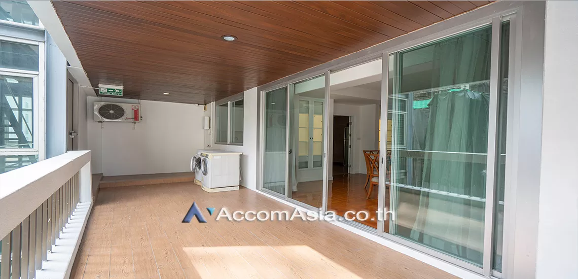 8  3 br Apartment For Rent in Sukhumvit ,Bangkok BTS Nana at Easy to access BTS and MRT AA21040