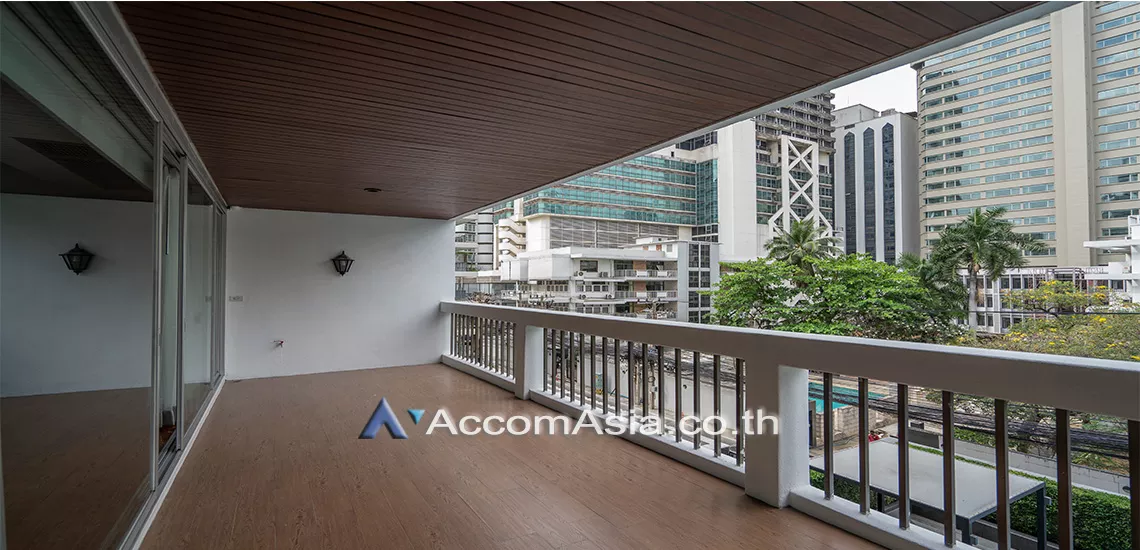  1  3 br Apartment For Rent in Sukhumvit ,Bangkok BTS Nana at Easy to access BTS and MRT AA21040