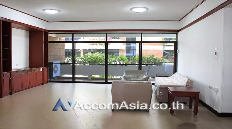 unit 3 Bedrooms  Apartment For Rent in Sukhumvit, Bangkok  near BTS Phrom Phong (AA21050)