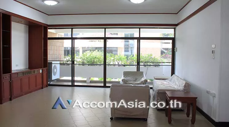 unit 3 Bedrooms  Apartment For Rent in Sukhumvit, Bangkok  near BTS Phrom Phong (AA21051)