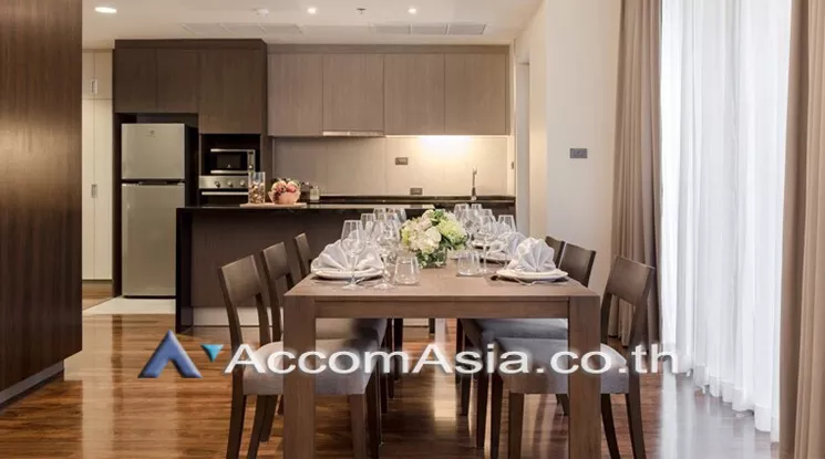  1  3 br Apartment For Rent in Sukhumvit ,Bangkok BTS Phrom Phong at Modern Apartment AA21054