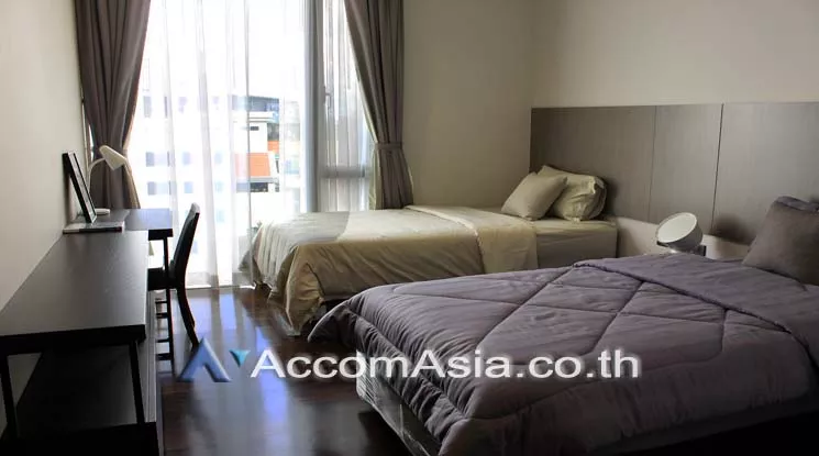 8  3 br Apartment For Rent in Sukhumvit ,Bangkok BTS Phrom Phong at Modern Apartment AA21054