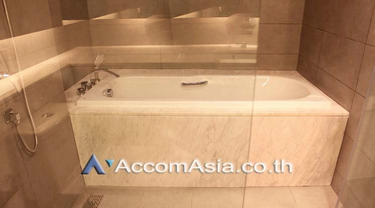 9  2 br Apartment For Rent in Sukhumvit ,Bangkok BTS Phrom Phong at Modern Apartment AA21058