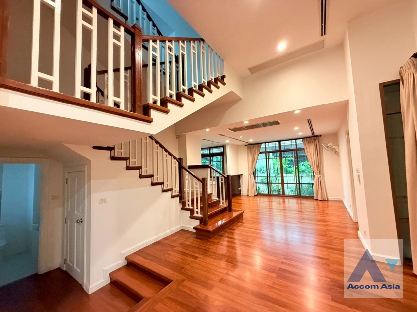  1  4 br House For Rent in Sukhumvit ,Bangkok BTS Phra khanong at Baan Sansiri Sukhumvit 67 AA21073