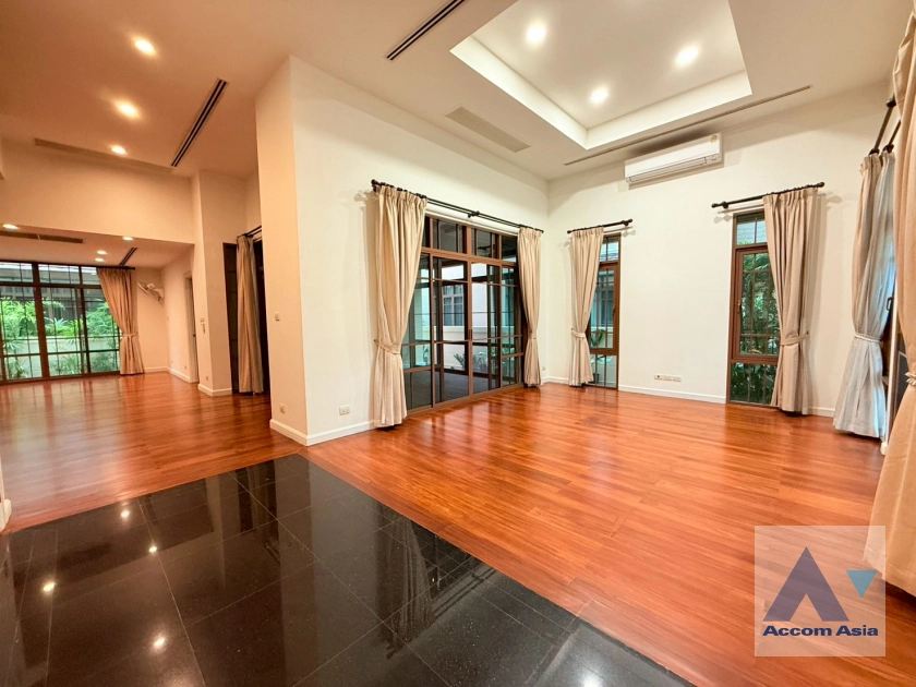 4  4 br House For Rent in Sukhumvit ,Bangkok BTS Phra khanong at Baan Sansiri Sukhumvit 67 AA21073