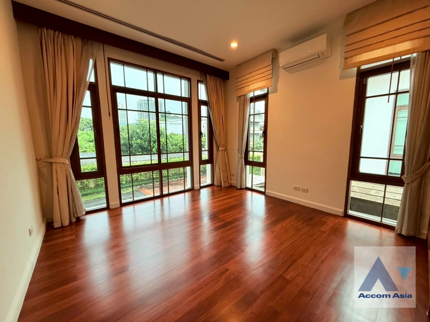 22  4 br House For Rent in Sukhumvit ,Bangkok BTS Phra khanong at Baan Sansiri Sukhumvit 67 AA21073