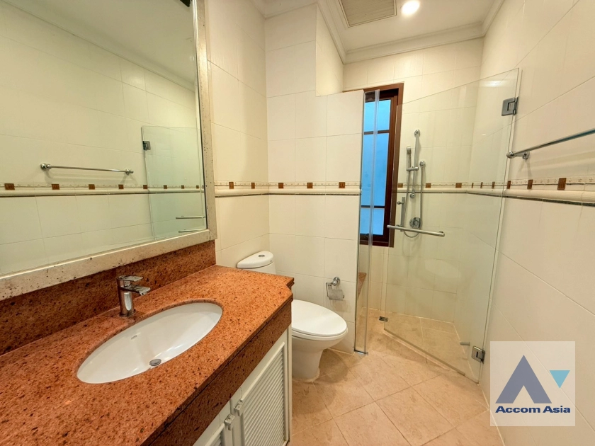 27  4 br House For Rent in Sukhumvit ,Bangkok BTS Phra khanong at Baan Sansiri Sukhumvit 67 AA21073