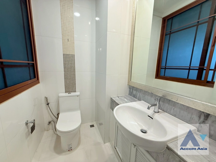 33  4 br House For Rent in Sukhumvit ,Bangkok BTS Phra khanong at Baan Sansiri Sukhumvit 67 AA21073