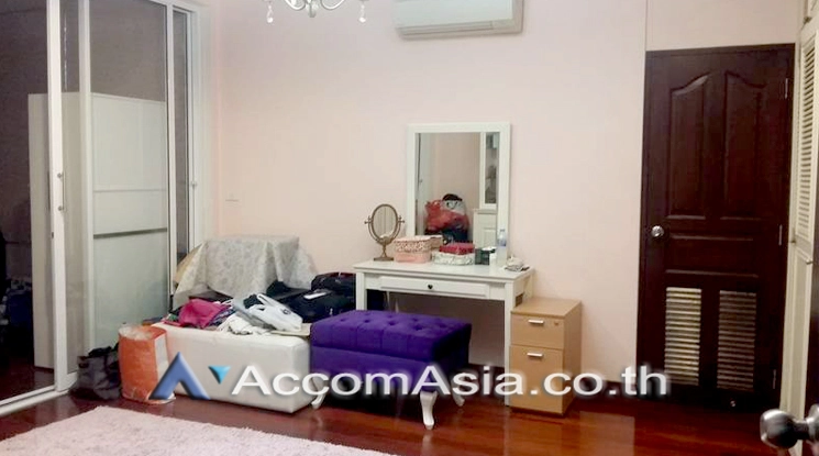 14  4 br House for rent and sale in Sathorn ,Bangkok MRT Khlong Toei AA21088