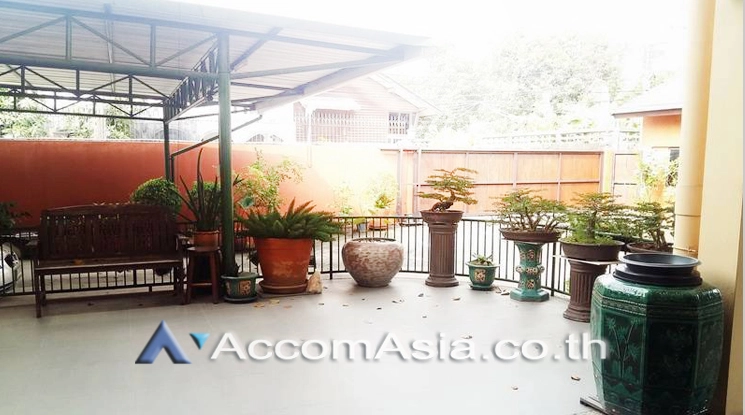 19  4 br House for rent and sale in Sathorn ,Bangkok MRT Khlong Toei AA21088