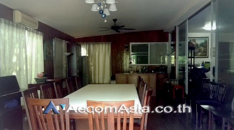 5  4 br House for rent and sale in Sathorn ,Bangkok MRT Khlong Toei AA21088