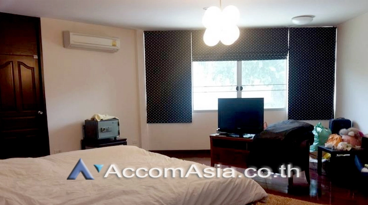 10  4 br House for rent and sale in Sathorn ,Bangkok MRT Khlong Toei AA21088