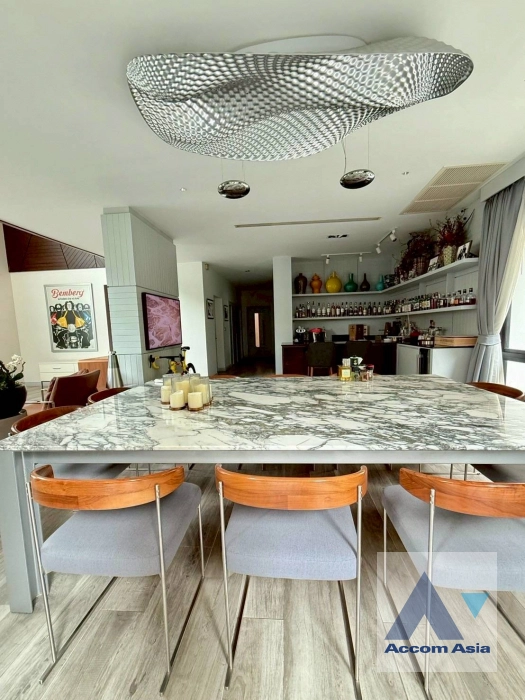 4  4 br House For Sale in Ramkhamhaeng ,Bangkok MRT Si Kritha at Baan Issara Rama 9 AA21095