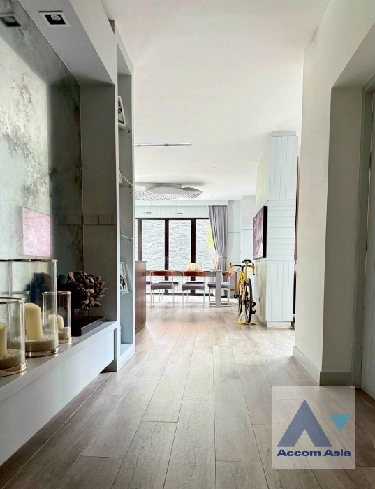 6  4 br House For Sale in Ramkhamhaeng ,Bangkok MRT Si Kritha at Baan Issara Rama 9 AA21095