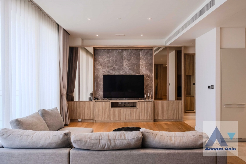 5  4 br Condominium for rent and sale in Charoen Nakhon ,Bangkok BTS Krung Thon Buri at Magnolias Waterfront Residences AA21100