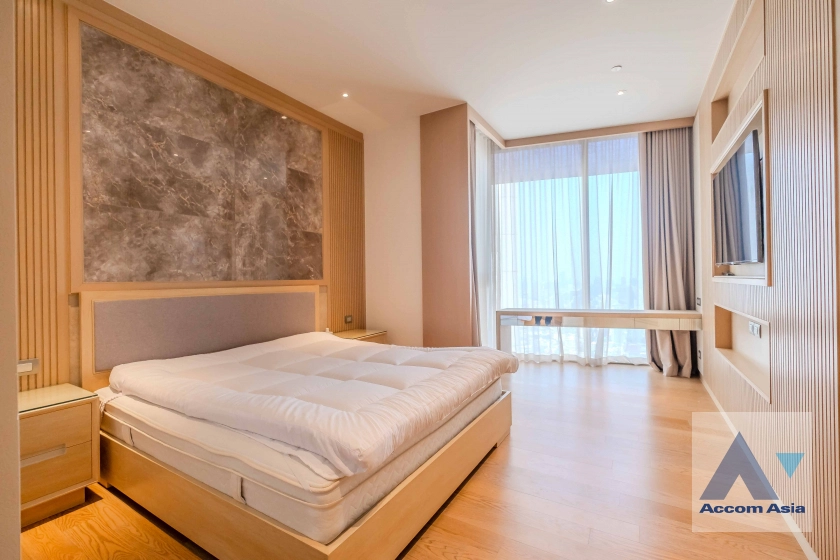 10  4 br Condominium for rent and sale in Charoen Nakhon ,Bangkok BTS Krung Thon Buri at Magnolias Waterfront Residences AA21100