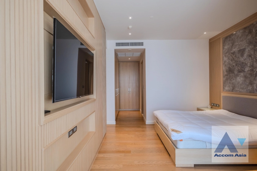 11  4 br Condominium for rent and sale in Charoen Nakhon ,Bangkok BTS Krung Thon Buri at Magnolias Waterfront Residences AA21100