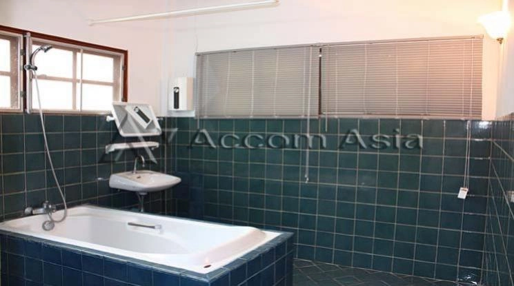 9  3 br House For Rent in Sathorn ,Bangkok BTS Sala Daeng - MRT Lumphini 9006403