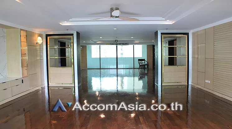 Pet friendly |  Easy to access BTS and MRT Apartment  3 Bedroom for Rent BTS Nana in Sukhumvit Bangkok