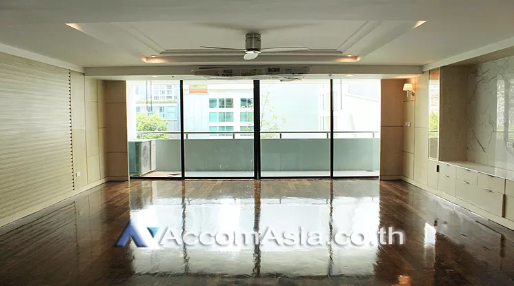 unitPet friendly |  3 Bedrooms  Apartment For Rent in Sukhumvit, Bangkok  near BTS Nana (10317)